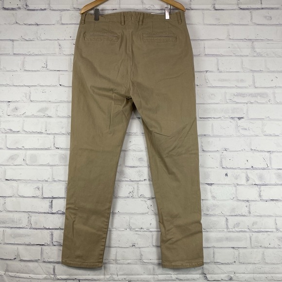 Mott & Bow Pants Men's Size 35 (35x31) Chino Pants Stretch Khaki Straight Leg - Picture 2 of 15